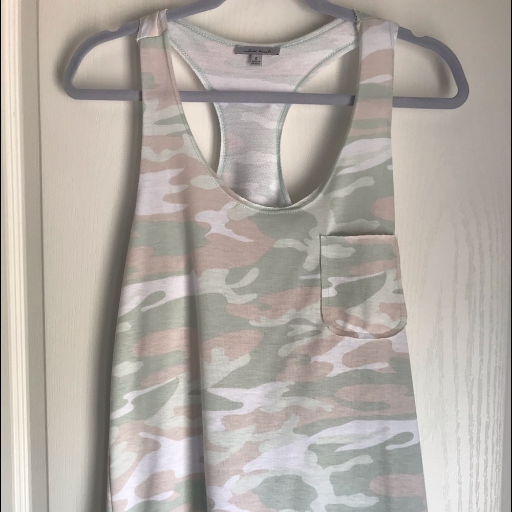 NWOT White Birch BOUTIQUE SAMPLE** New Women's Small Camouflage Tank Racerback